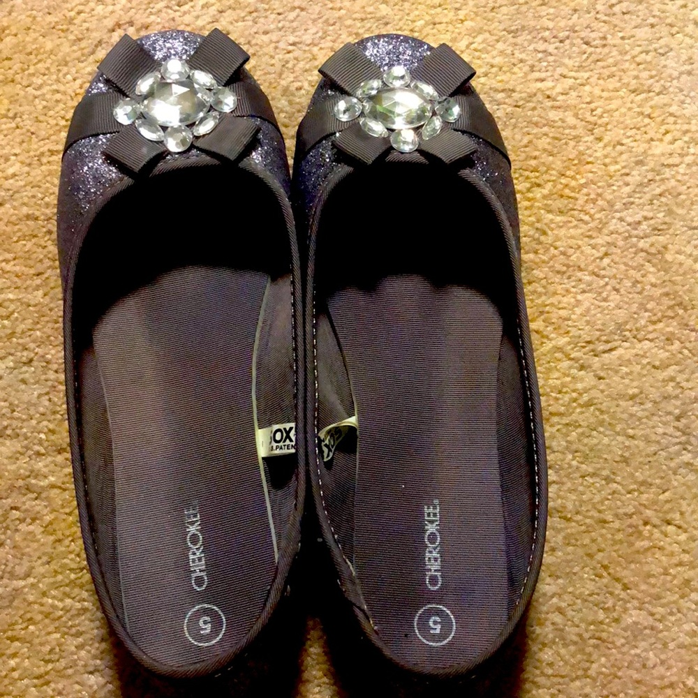 Brand new sparkly flats